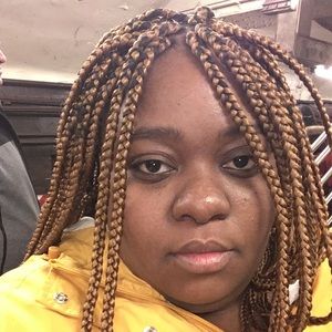 Meet your Posher, Janet